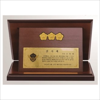 ����  ����1